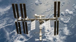 Megérkezett az ISS-re az első személyzet