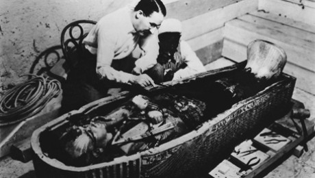 Howard Carter megtalálta Tutankhamon sírkamráját