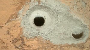 A Curiosity kőzetmintát gyűjtött